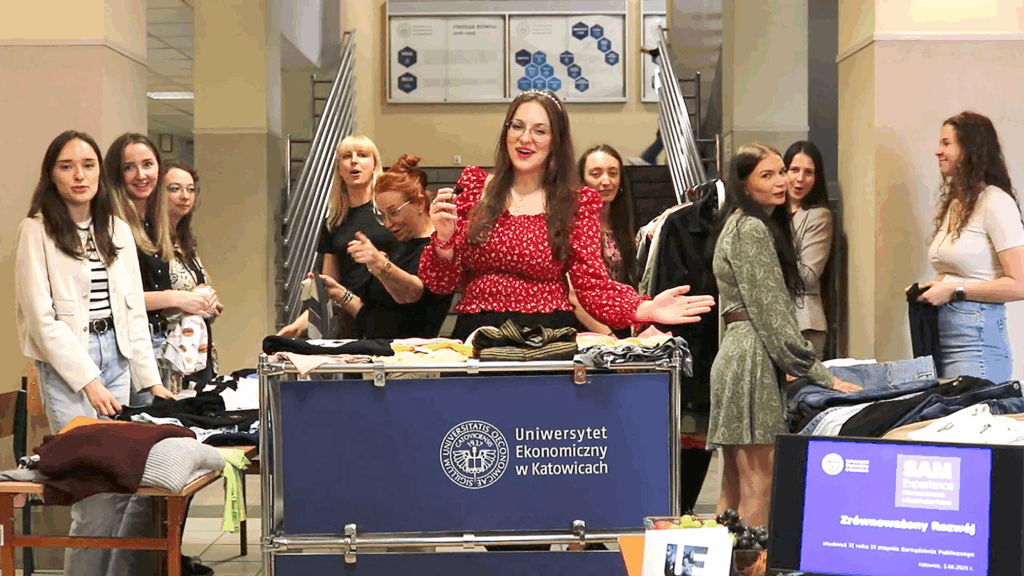 Swap the Habit: A SAMExperience in Sustainable Fashion. Green event at the University of Economics Katowice